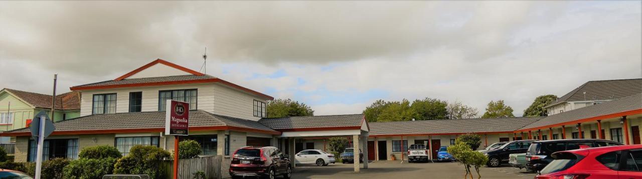 Bk'S Magnolia Motor Lodge Уангануй Екстериор снимка